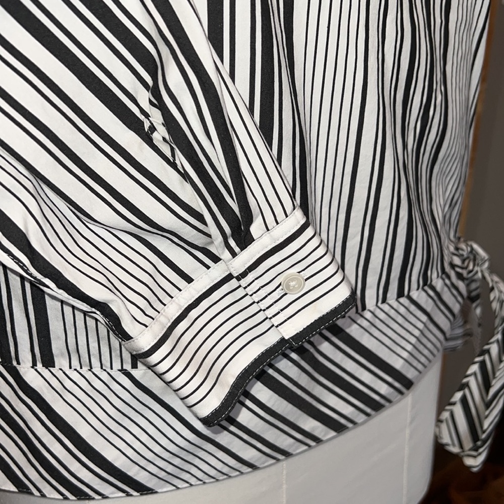 Talbots long sleeve B/W stripe top PL - Picture 4 of 7